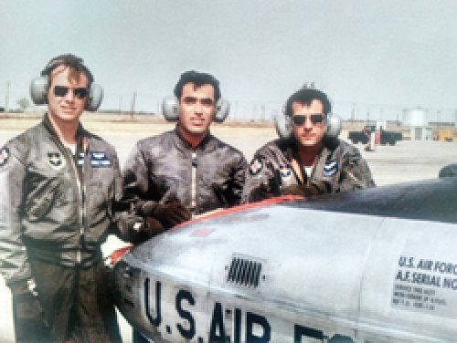 شهید خالد حیدری اولین خلبان شهید دفاع مقدس