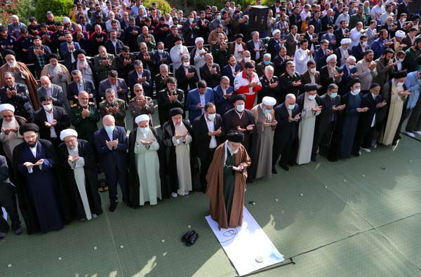 رهبر معظم انقلاب در خطبههای نماز عید فطر- هوران